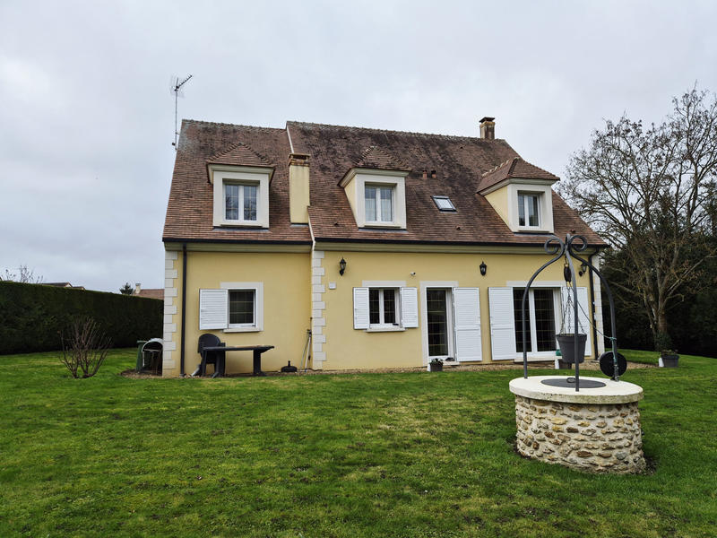 Maison - 198 m² - 6 pièces