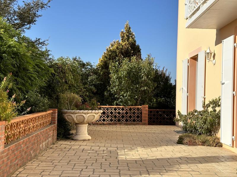 Maison contemporaine - 167 m² - 7 pièces