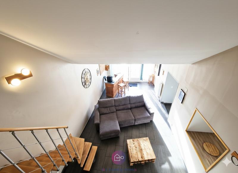 Maison - 168 m² - 9 pièces
