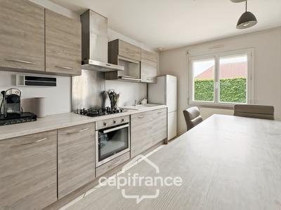 Maison - 87 m² - 4 pièces