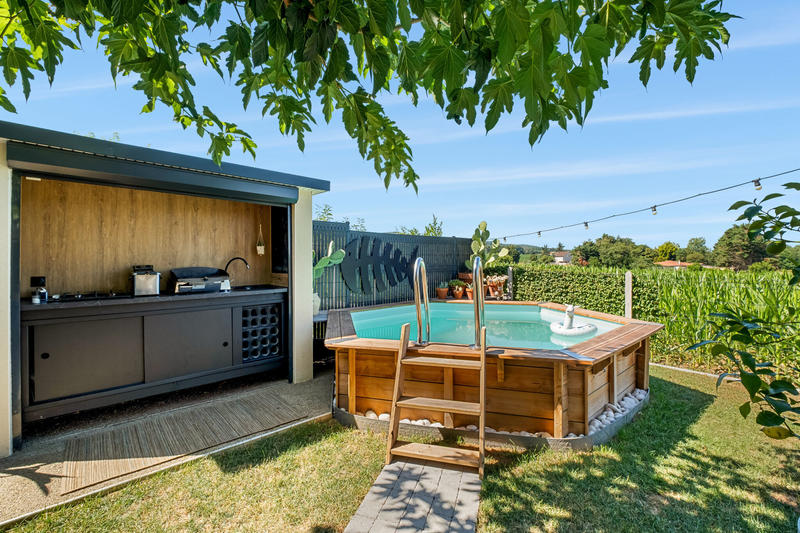 Maison - 92 m² - 4 pièces