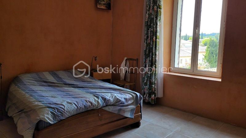 Mas - 150 m² - 7 pièces