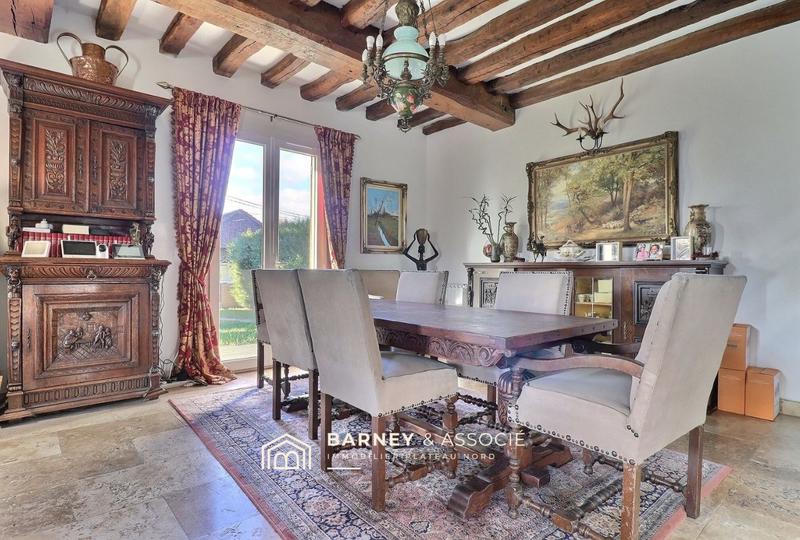 Maison - 253 m² - 10 pièces