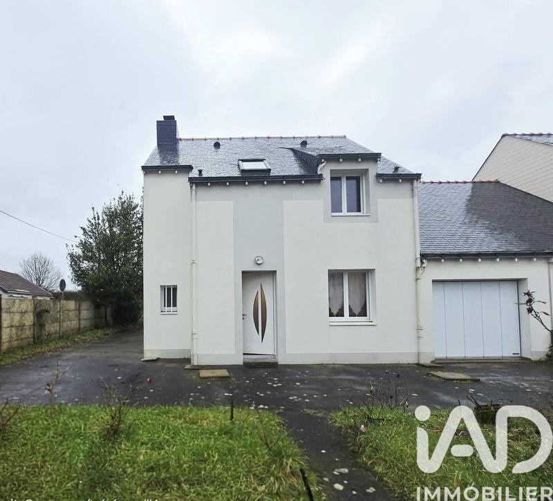 Maison - 90 m² - 4 pièces