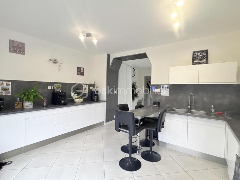 Maison de ville - 120 m² - 5 pièces