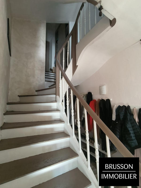 Maison - 138 m² - 5 pièces