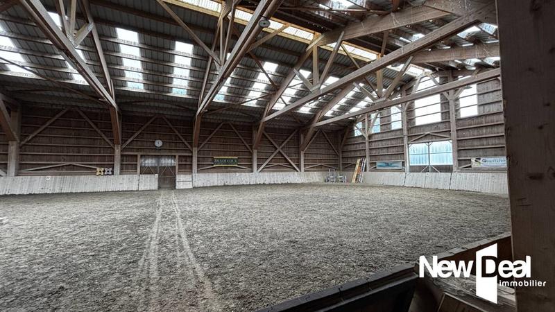 Maison de domaine équestre - 250 m² - 10 pièces