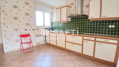 Maison - 98 m² - 4 pièces