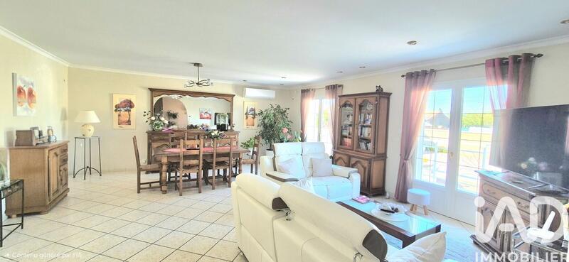 Maison - 180 m² - 8 pièces