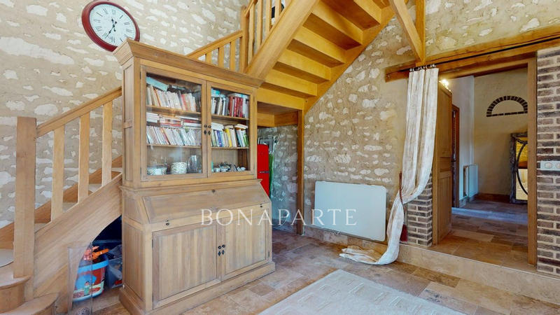 Maison - 280 m² - 7 pièces