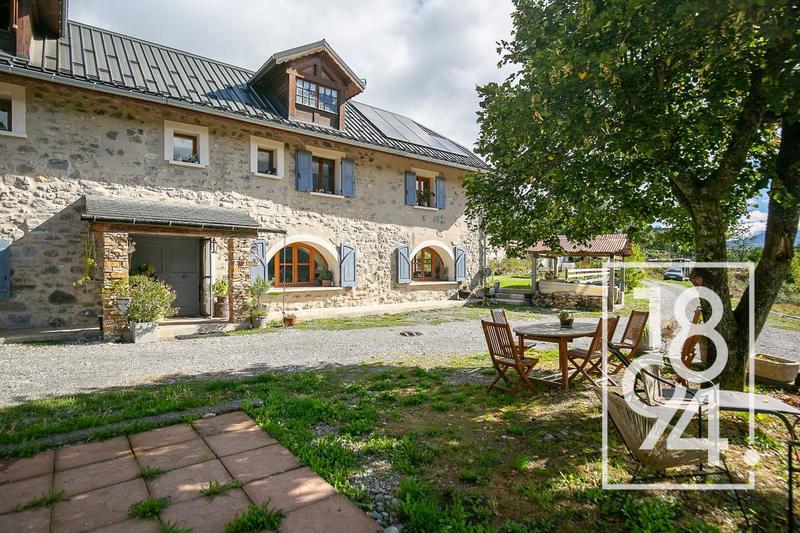 Ferme - 292 m² - 6 pièces