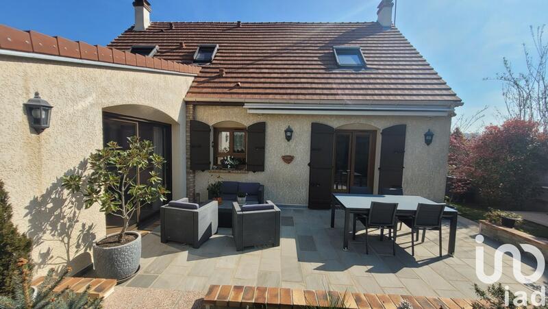 Maison - 130 m² - 7 pièces