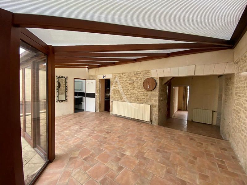 Maison - 204 m² - 6 pièces