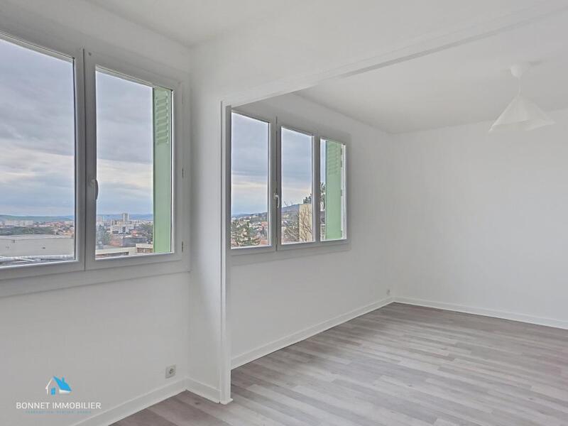 Appartement - 60 m² - 4 pièces