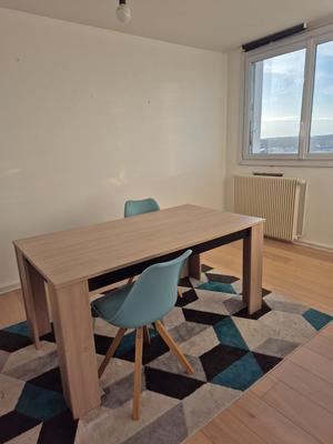 Appartement - 98 m² - 4 pièces