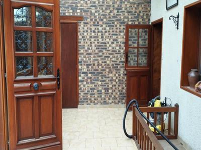 Maison - 137 m² - 8 pièces