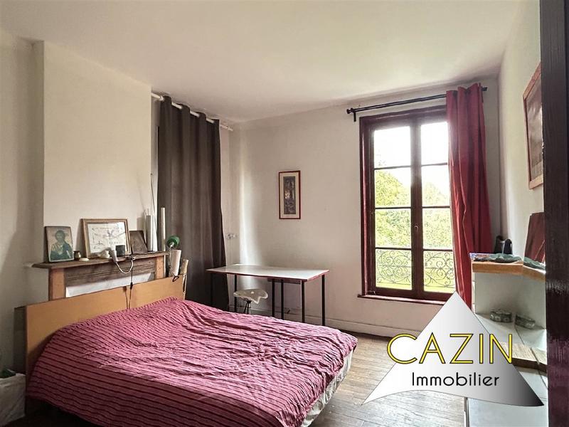 Maison - 265 m² - 11 pièces