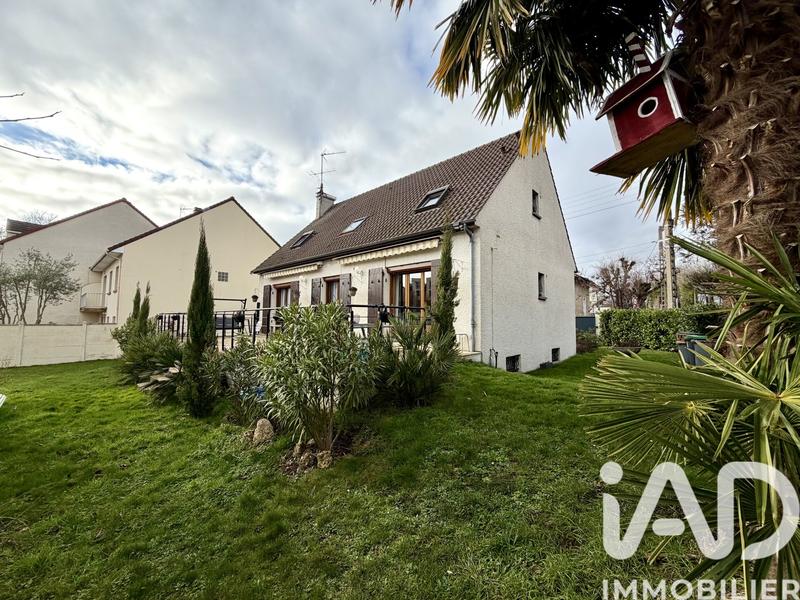 Maison - 136 m² - 6 pièces