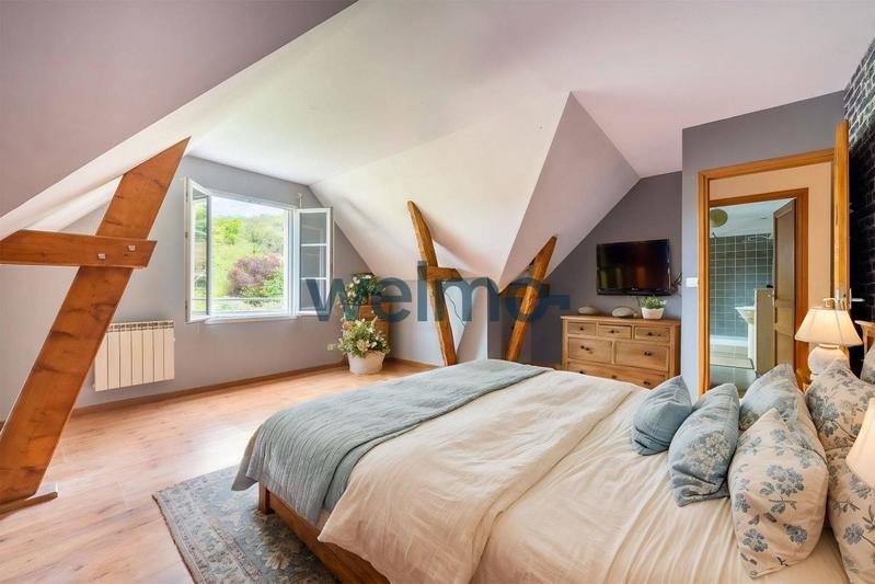 Maison - 166 m² - 6 pièces