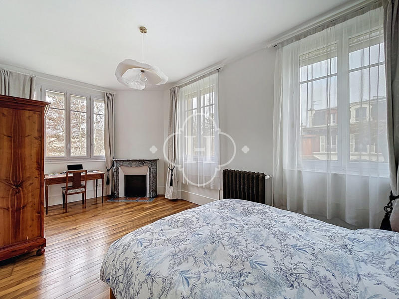 Maison ancienne - 153 m² - 6 pièces