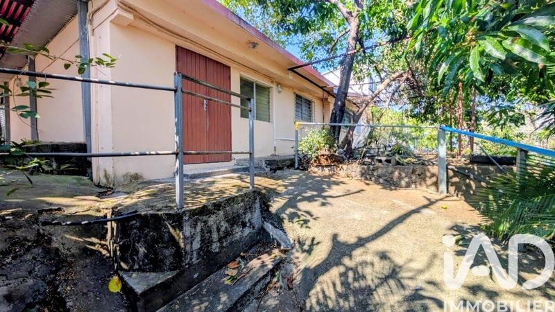 Maison - 100 m² - 2 pièces