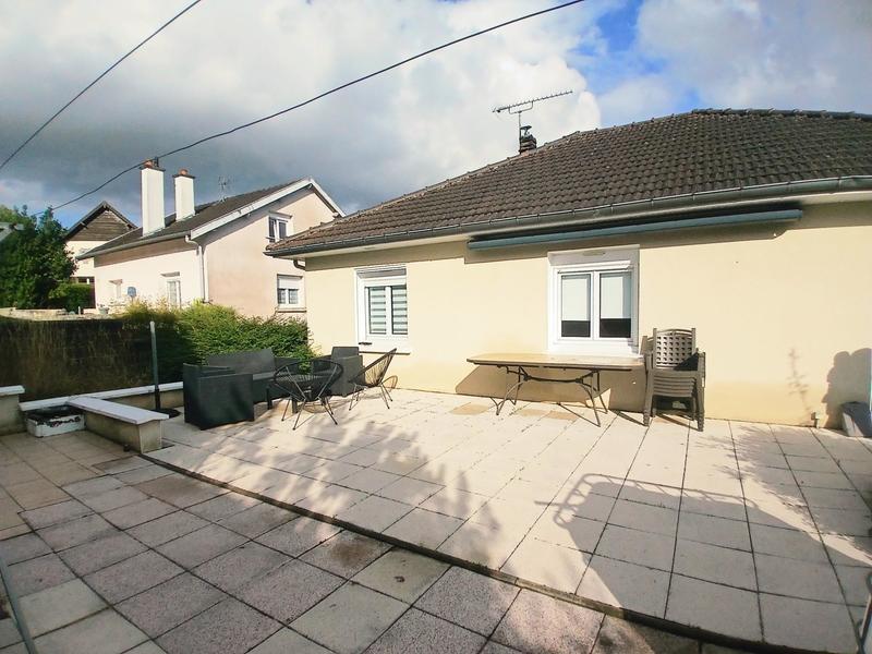 Maison - 82 m² - 6 pièces