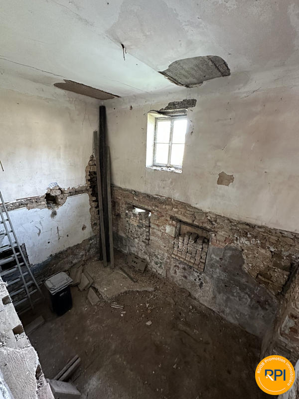 Maison - 210 m² - 7 pièces