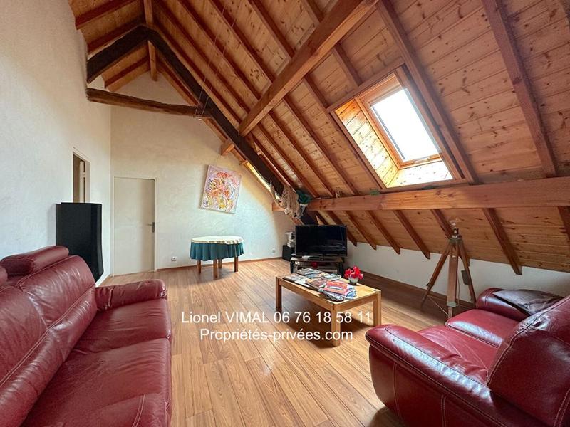 Maison - 300 m² - 6 pièces