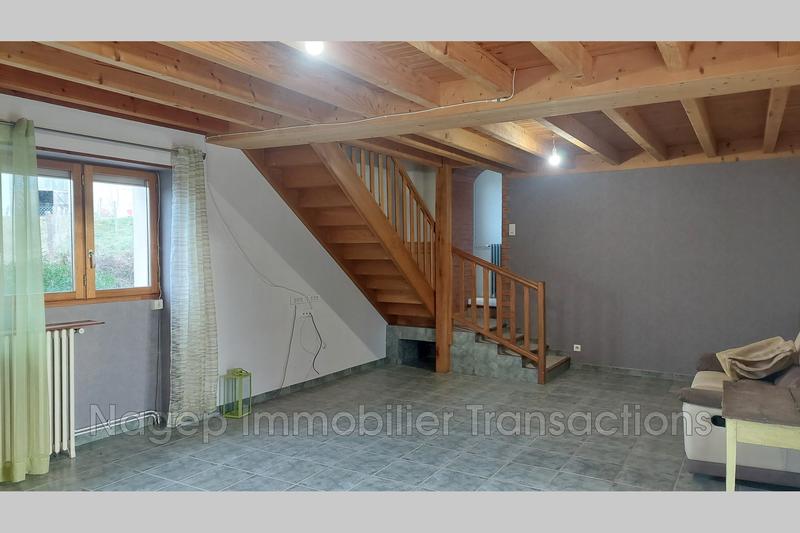 Maison - 200 m² - 8 pièces