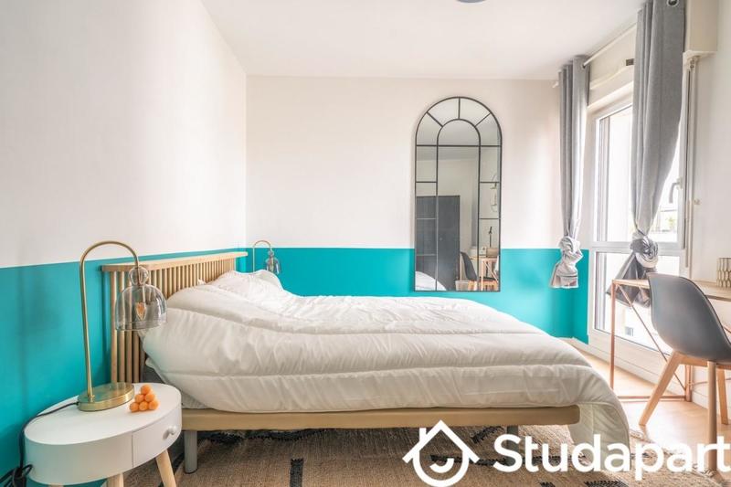 Chambre - 11 m² - 1 pièce