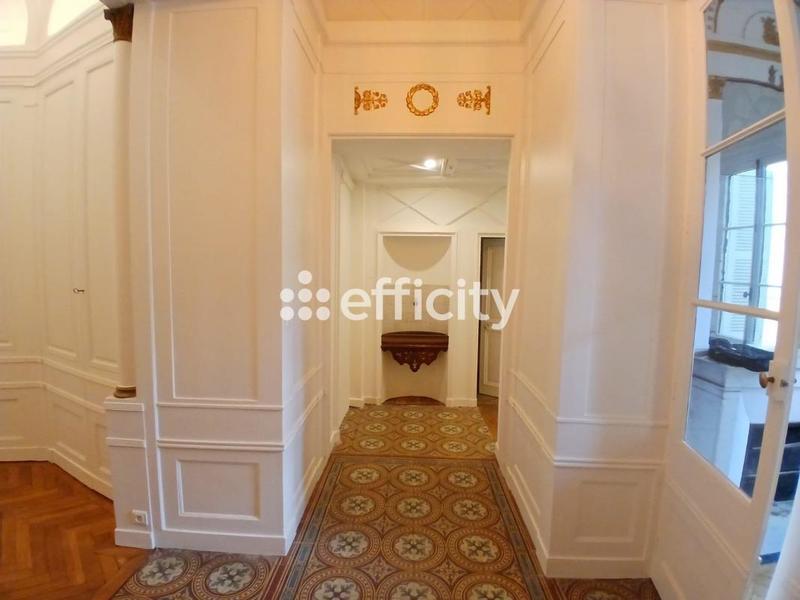 Appartement - 127 m² - 4 pièces