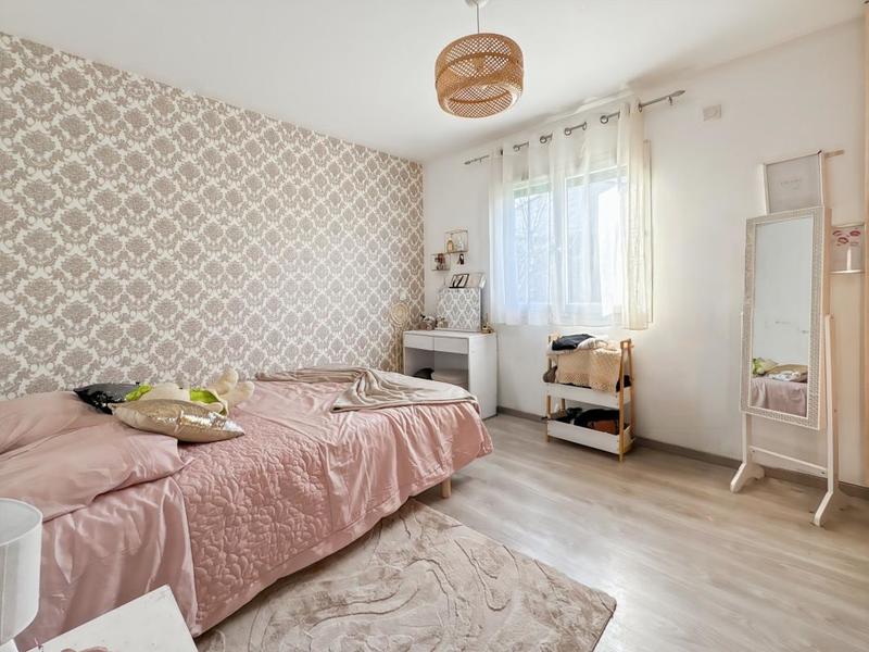 Maison - 143 m² - 5 pièces