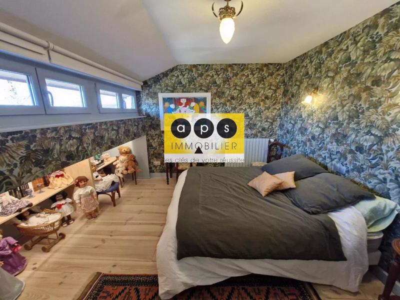 Maison de ville - 200 m² - 8 pièces