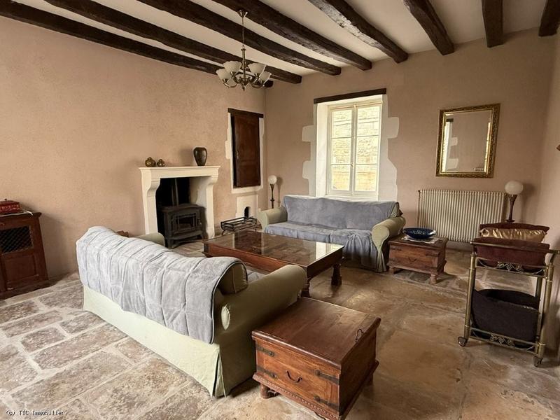 Maison de village - 392 m² - 10 pièces