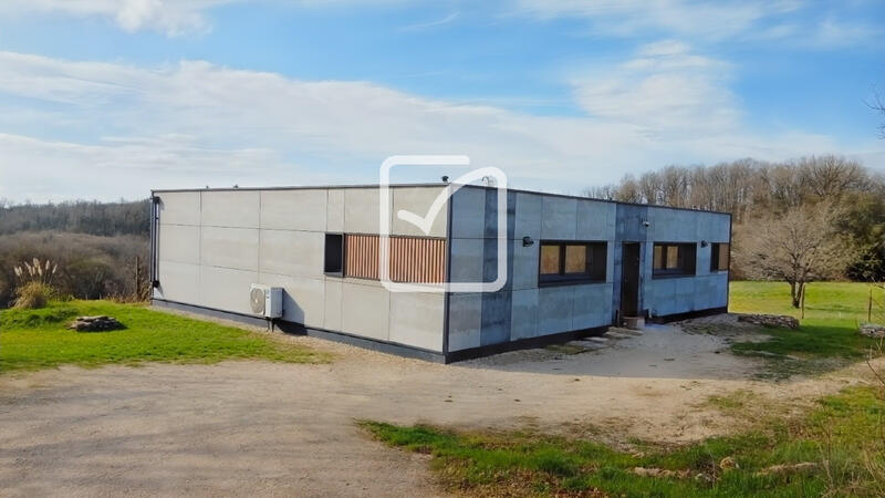 Maison - 107 m² - 3 pièces