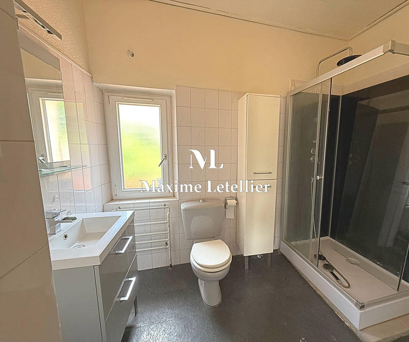 Maison traditionnelle - 68 m² - 3 pièces