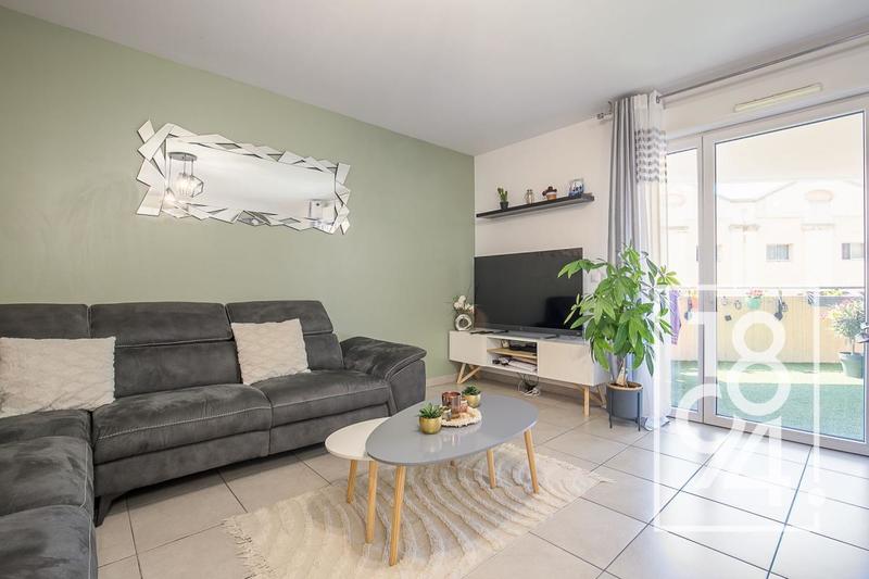 Appartement - 80 m² - 4 pièces