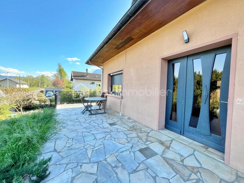 Maison - 192 m² - 8 pièces