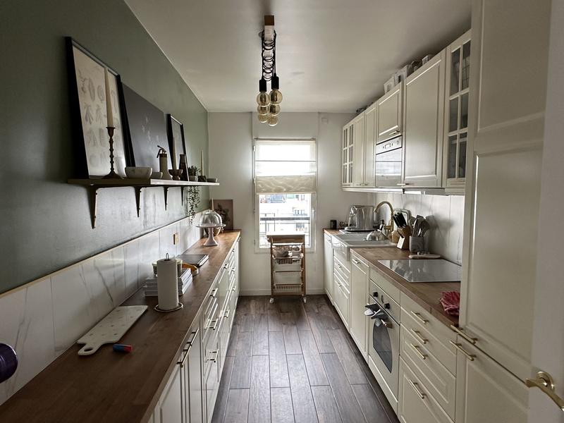 Appartement - 95 m² - 4 pièces