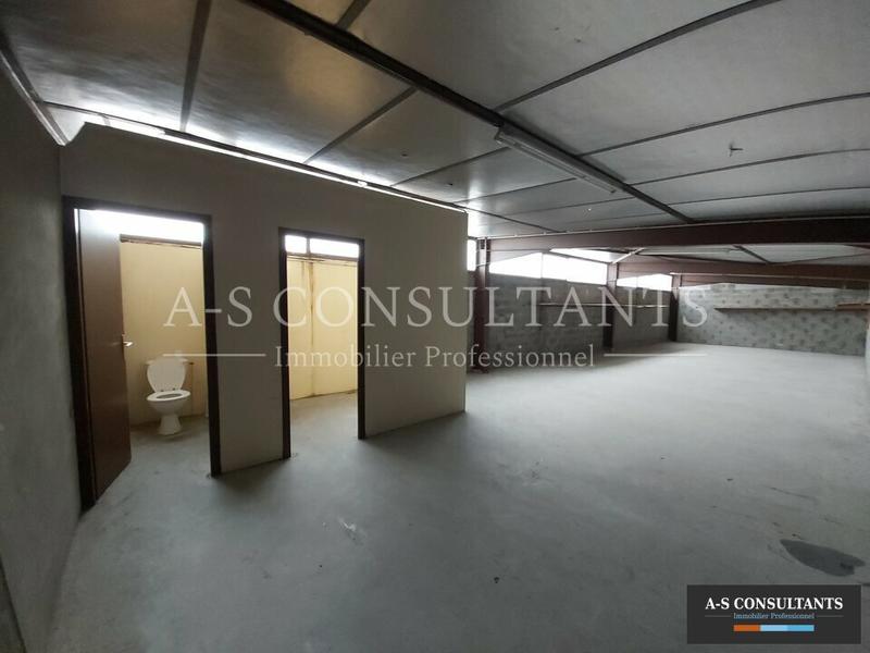 Local commercial - 368 m²