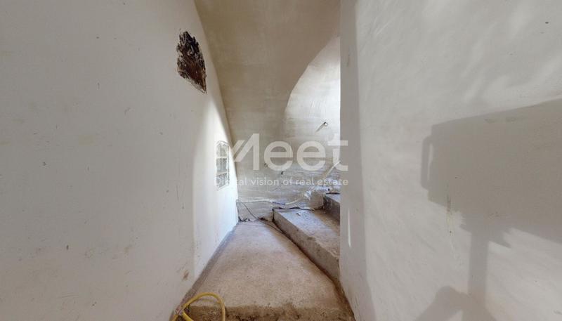 Local commercial - 100 m² - 4 pièces