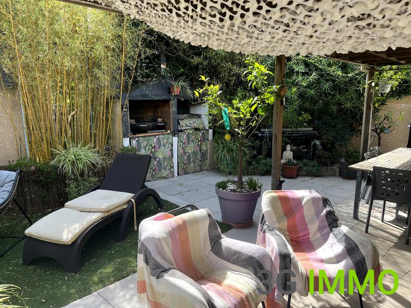 Maison - 102 m² - 4 pièces