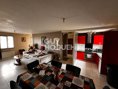 Maison - 152 m² - 8 pièces