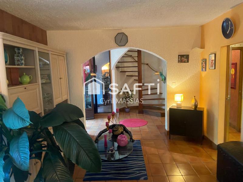 Maison - 170 m² - 8 pièces