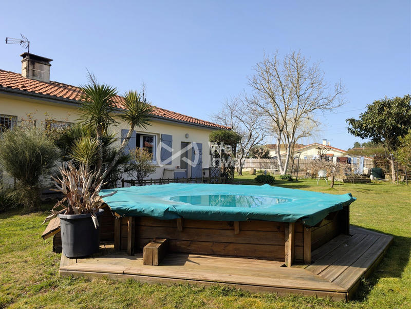 Maison - 98 m² - 5 pièces