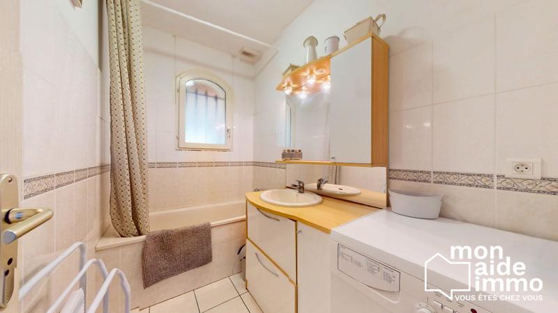 Maison - 85 m² - 5 pièces