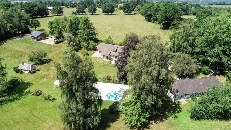 Maison ancienne - 238 m² - 10 pièces