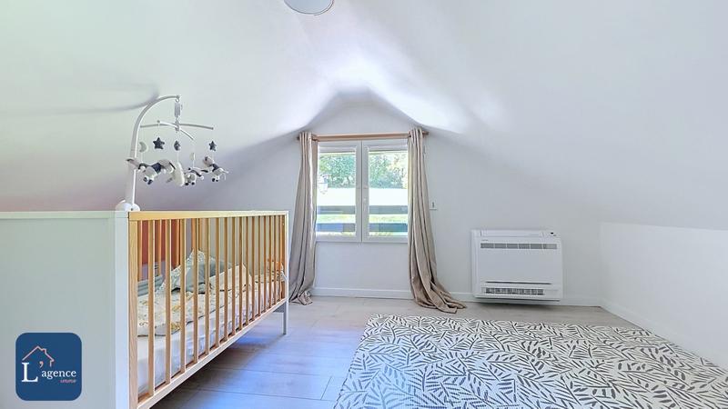 Maison - 277 m² - 6 pièces