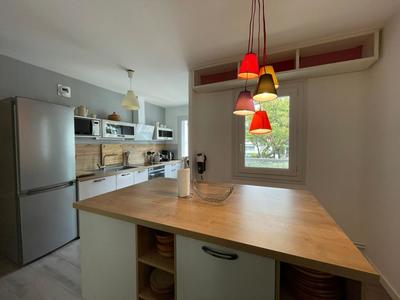 Appartement - 93 m² - 4 pièces