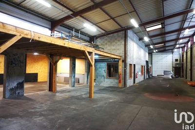 Local commercial - 513 m²